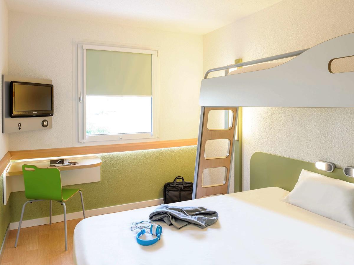 Ibis Budget Lille Ronchin - Stade Pierre Mauroy Екстер'єр фото